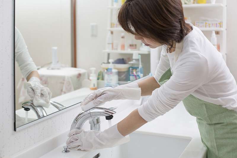 浴場の汚れが落ちるか無料で試験施工をご提供しております